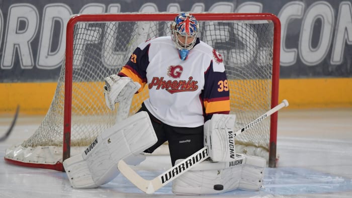 petr-cech-guildford-phoenix-debut